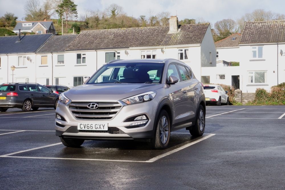 2025 Hyundai Tucson Premium SE: Stylish and Versatile 