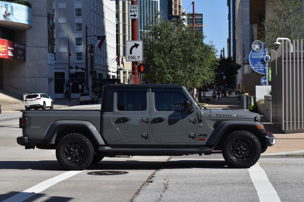 Unveiling the 2025 Jeep Gladiator: Beyond Ordinary Terrain